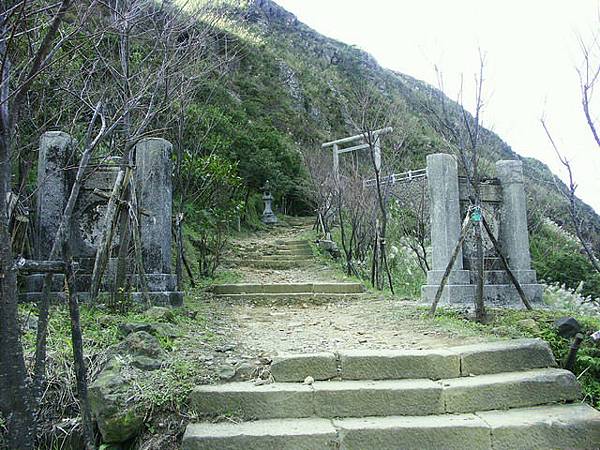 黃金神社 III