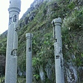 黃金神社的石柱