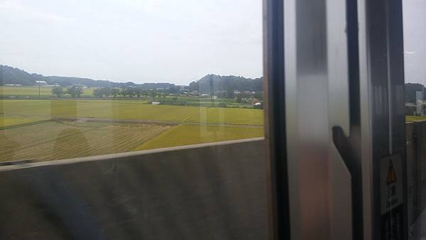 成田地鐵往市區路上