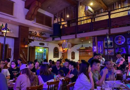(音樂餐廳) 台南少數無菸環境的音樂餐廳-老拓