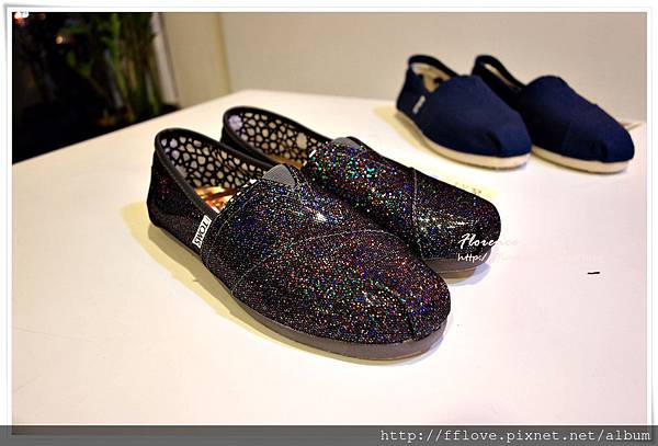 Bling TOMS3.JPG