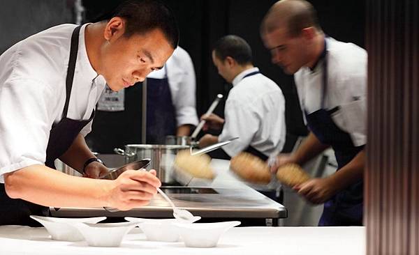 andre-chiang-portrait-kitchen_3.jpg andre-chiang-portrait-kitchen_3.jpg