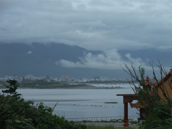 河海交界口的地方