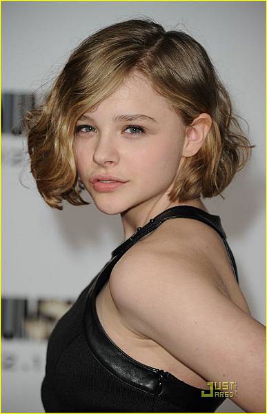 chloe-moretz-ian4-premiere-02.jpg