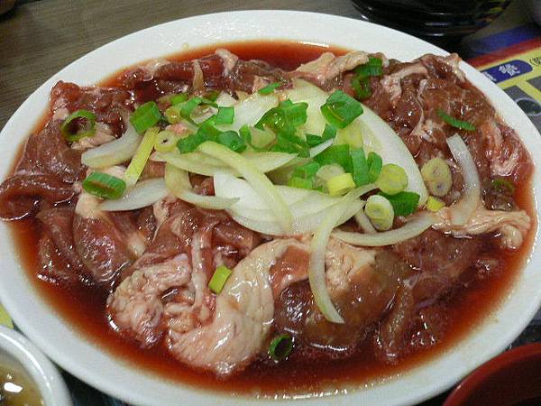 韓香(鄉)韓國料理~~銅盤烤肉附的豬肉.