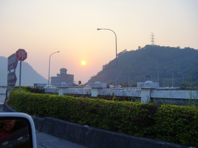 水里路上．