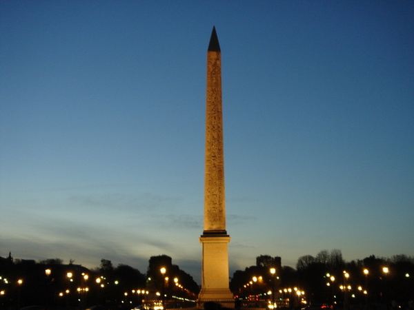 Place de la Concord協和廣場的方尖碑