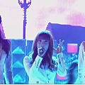 SNSD - Tell Me Your Wish (Genie) [Live 2009.09.24] Yoobin.Skyrock[(000078)22-32-48].JPG