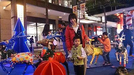 102.12.13台北市感受耶誕氣氛5 102.12.13台北市感受耶誕氣氛5