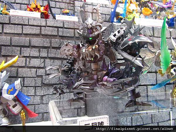 Gunpla EXPO 2011-三國傳系列-黑暗變異邪神.jpg Gunpla EXPO 2011-三國傳系列-黑暗變異邪神.jpg