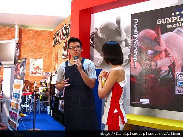 Gunpla EXPO 2011-密斯特喬教室-本人.jpg Gunpla EXPO 2011-密斯特喬教室-本人.jpg