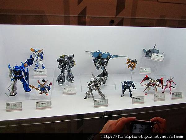 Gunpla EXPO 2011-場外-模友作品.jpg Gunpla EXPO 2011-場外-模友作品.jpg