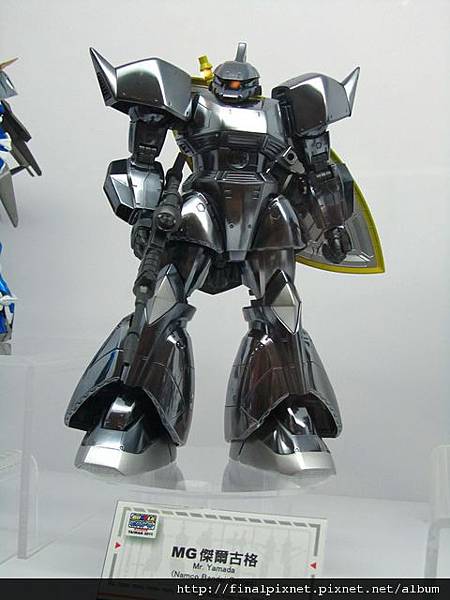 Gunpla EXPO 2011-場外-模友作品-銀色金屬風MG傑爾古格.jpg