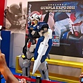 Gunpla EXPO 2011-會場-真人鋼彈-1.jpg
