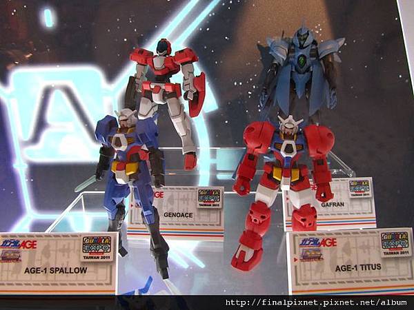 Gunpla EXPO 2011-鋼彈AGE-HG版-2.jpg Gunpla EXPO 2011-鋼彈AGE-HG版-2.jpg