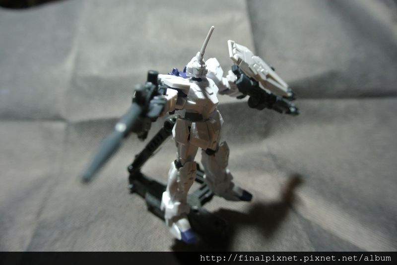 Assault Kingdom Vol.01-RX-0-pose_800x600