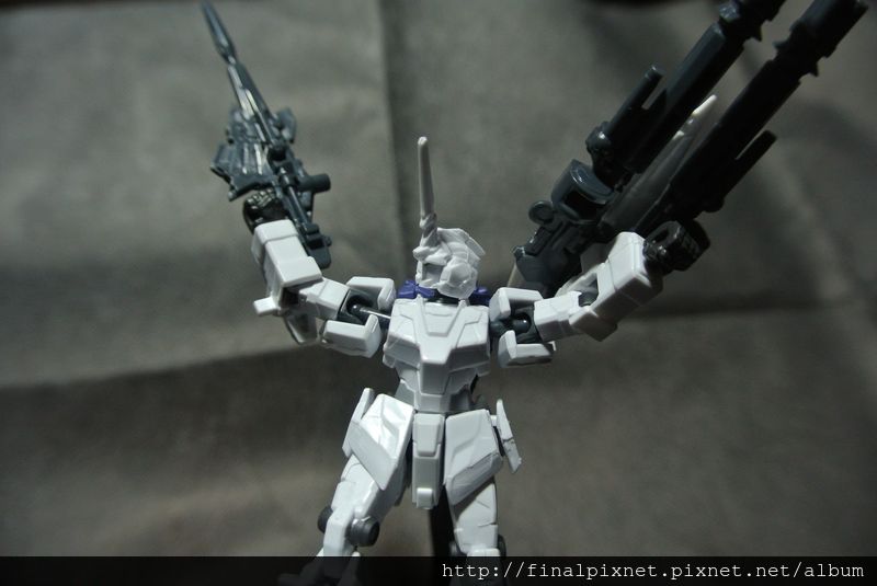 Assault Kingdom Vol.01-RX-0-可動性_800x600 Assault Kingdom Vol.01-RX-0-可動性_800x600