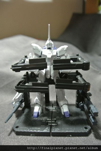 Assault Kingdom Vol.01-RX-0-獸欄-正面_800x600 Assault Kingdom Vol.01-RX-0-獸欄-正面_800x600