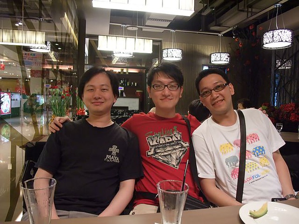 全家福-2.JPG 全家福-2.JPG