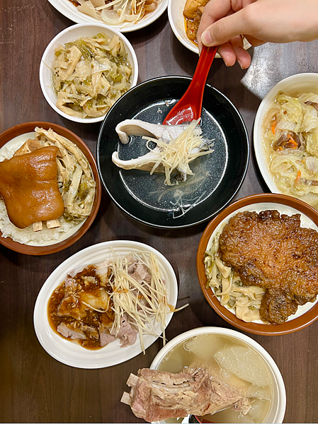 【萬華美食】阿鴻知高飯鱸魚湯 x 50年不變的古早味，美味2