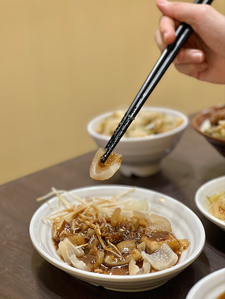 【萬華美食】阿鴻知高飯鱸魚湯 x 50年不變的古早味，美味2