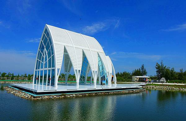 【台南景點 】北門遊客中心 極簡純白風格(水晶教堂)