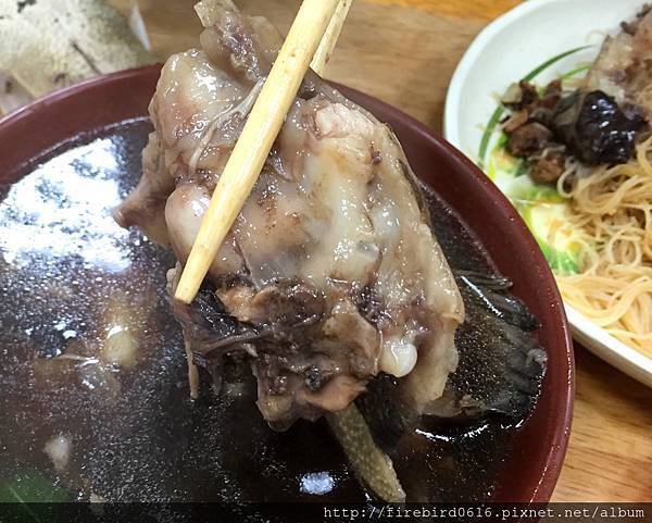 06桃園市中壢夜市香傳藥燉排骨土虱5.jpg 06桃園市中壢夜市香傳藥燉排骨土虱5.jpg