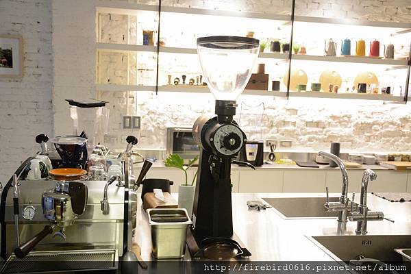 2-1天母SOGO旁Bluemoon_Institute57.jpg 2-1天母SOGO旁Bluemoon_Institute57.jpg