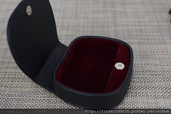 2-2 JVC-HA-FW01木質振膜入耳式耳機11.jpg