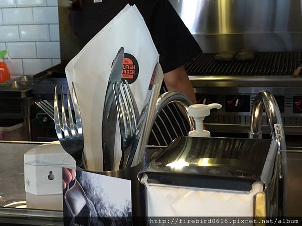5台北世貿101四四南村美食-Selfish_Burger32.jpg