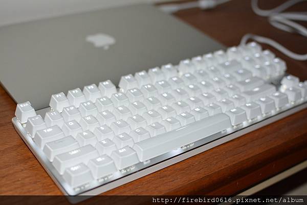 6RAPOO雷柏V500S青軸機械鍵盤（白色水晶版）35.jpg