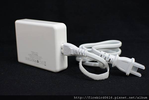 Anker-60W-4port快充充電器23.jpg