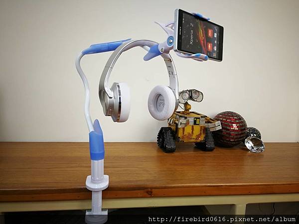 9Avantree_Clip_Stand(CP901)不垂頭夾很緊桌夾式蛇管手機架29.jpg 9Avantree_Clip_Stand(CP901)不垂頭夾很緊桌夾式蛇管手機架29.jpg