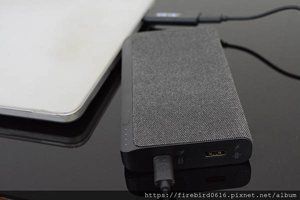 8Mophie_PowerStation_行動電源-54.jpg