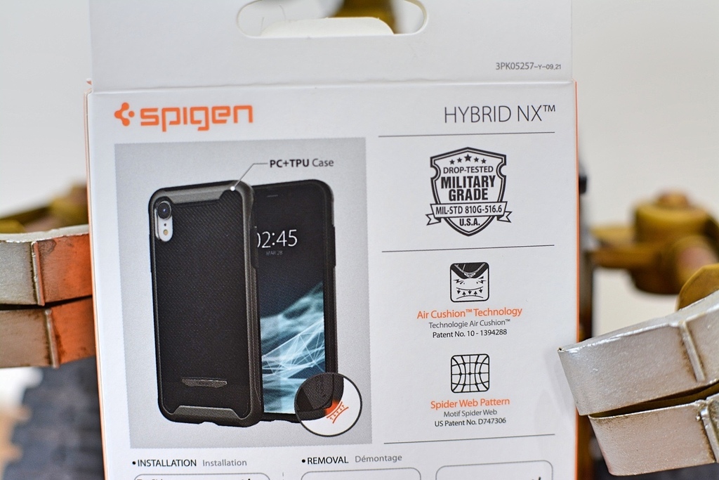 1-7Spigen-Hybrid-NX-3.jpg