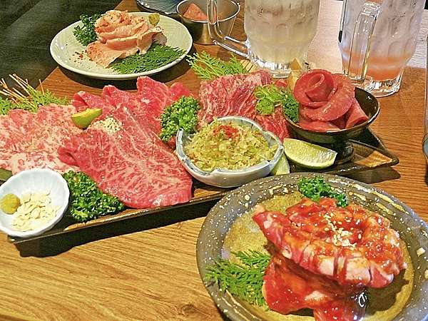 å°åŒ—æ±å€åœ‹çˆ¶ç´€å¿µé¤¨ç«™ å°æ»¿è‹'ç‡'è‚‰ å°¾ç‰™èšé¤åƒå'Œç‰›çš„å¥½åŽ»è™• çˆ†è‚å·¥ç¨‹å¸«ä¹‹å¥‡å¹»æ—…ç¨‹ ç—žå®¢é‚¦