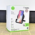 1-0Belkin-QI-chargestand-2.jpg