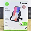 1-1Belkin-QI-chargestand-3.jpg