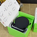 1-8Belkin-QI-chargestand-14.jpg