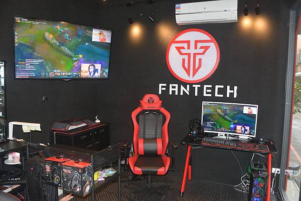 DSC_7764.JPG DSC_7764.JPG