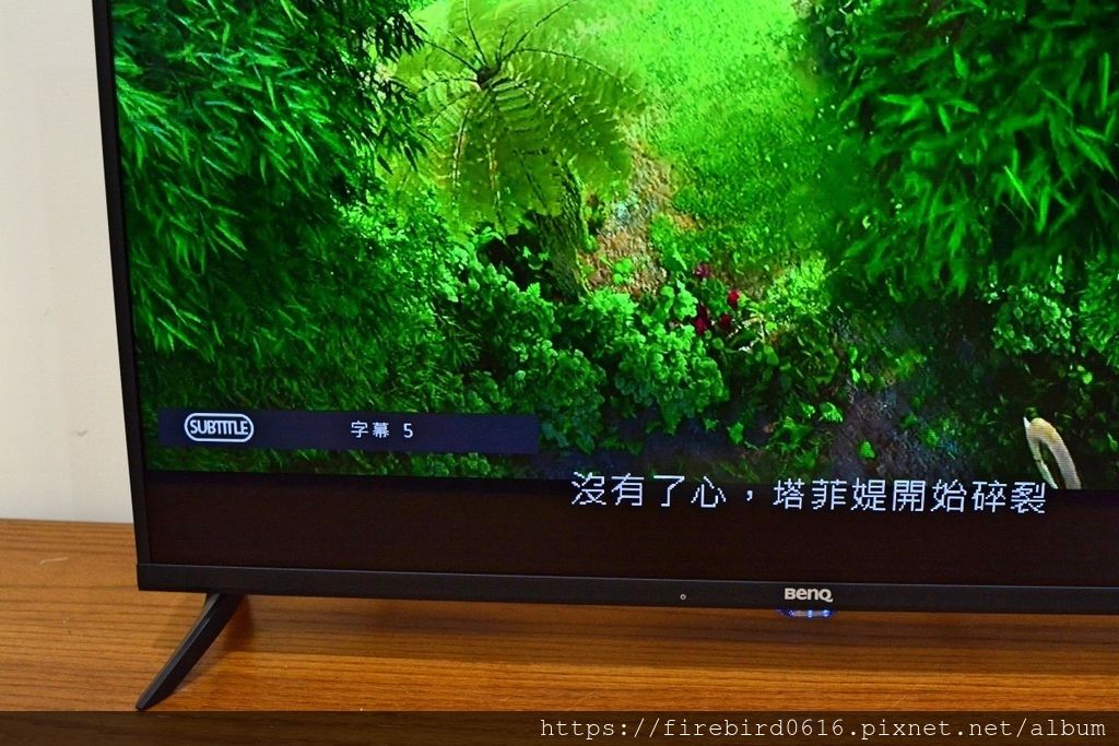 8BENQ-C32-500TV-82.jpg