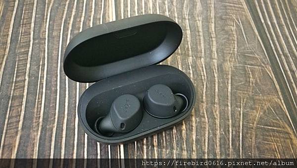 JABRA-Elite7Active-3.jpg