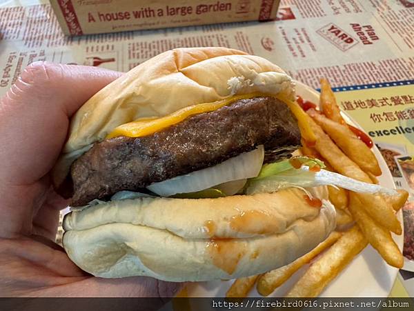 7-2台北士林夜市大漢堡HUGEBURGER-比臉還大-69.jpg