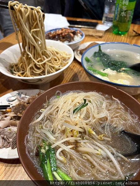 ［台中］阿蓮米粉湯→台中火車站附近小吃美食 @上班累愛約會