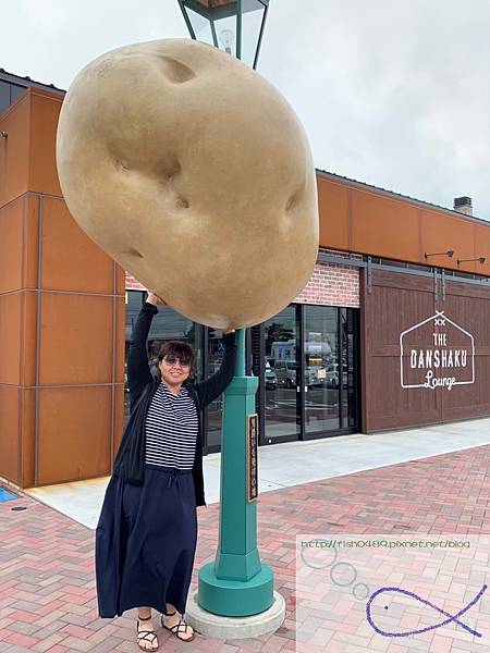《趴趴走日本-北海道》道之 なないろななえ+ 金森赤レ 《趴趴走日本-北海道》道之 なないろななえ+ 金森赤レ