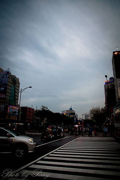 雨中的西門町