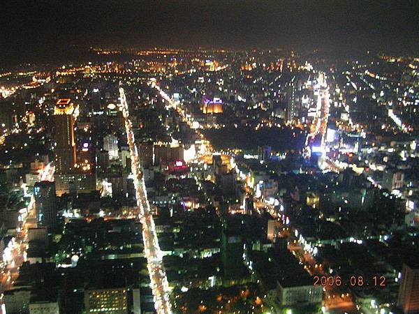 day2~85大樓看夜景 (2).JPG