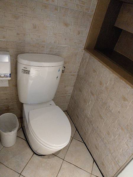 IMAG2763.jpg5312741289657863027 IMAG2763.jpg5312741289657863027