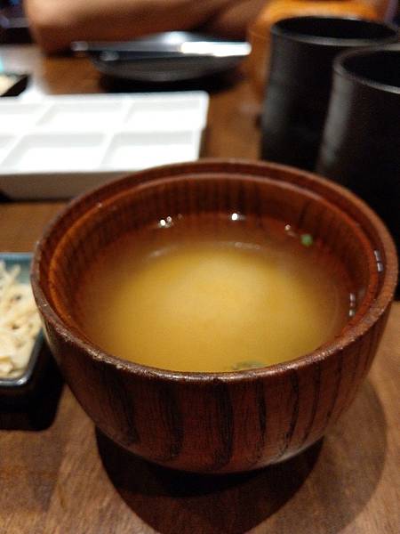 IMAG1912.jpg5042448674139119108