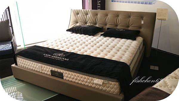 P1270922_副本.jpg P1270922_副本.jpg